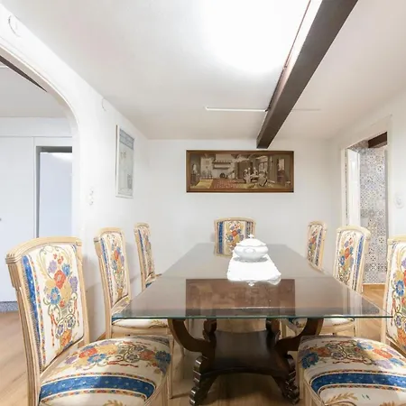 Fuer 12 Personen Und 2 In Redondela, Costa Spanien Rias Baixas Ferienhaus *